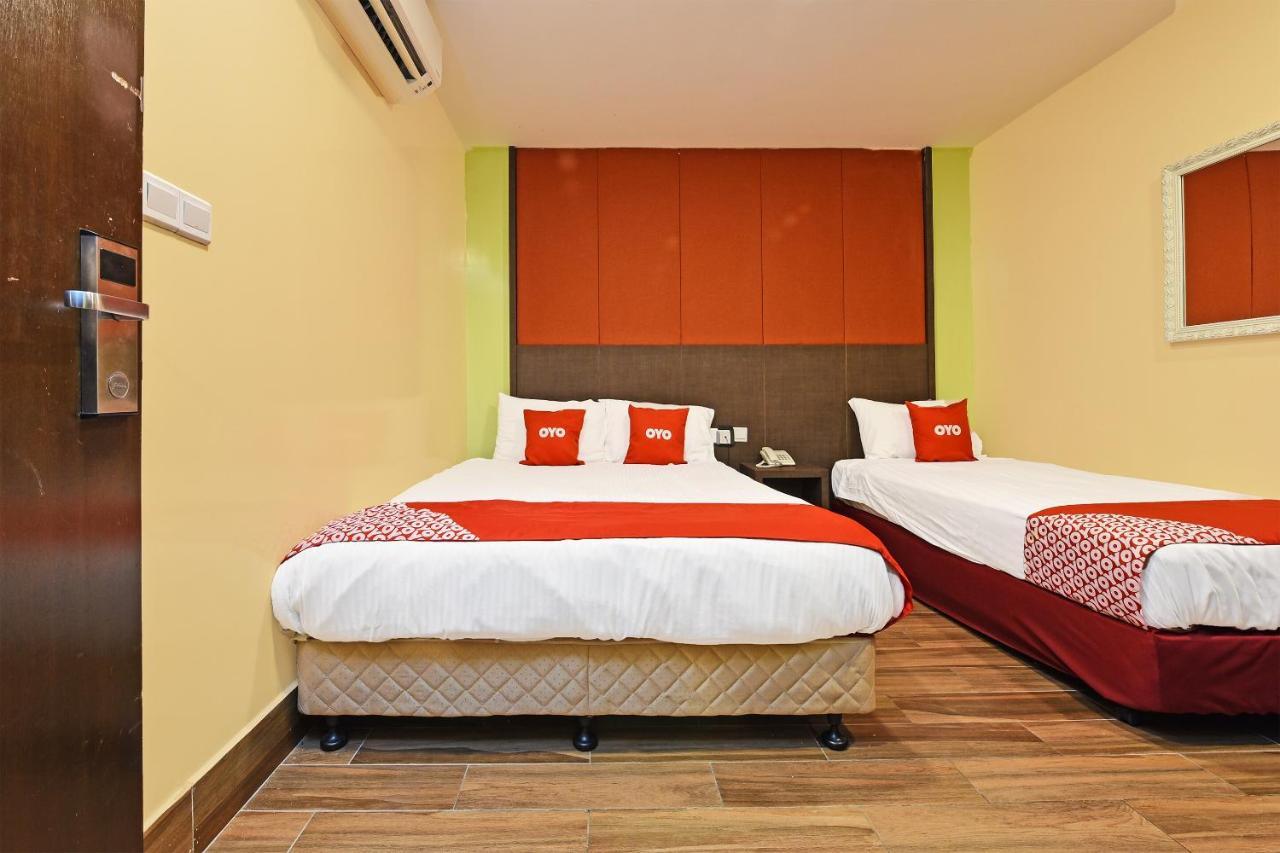 Capital O 90574 Glo 3* Kuala Lumpur