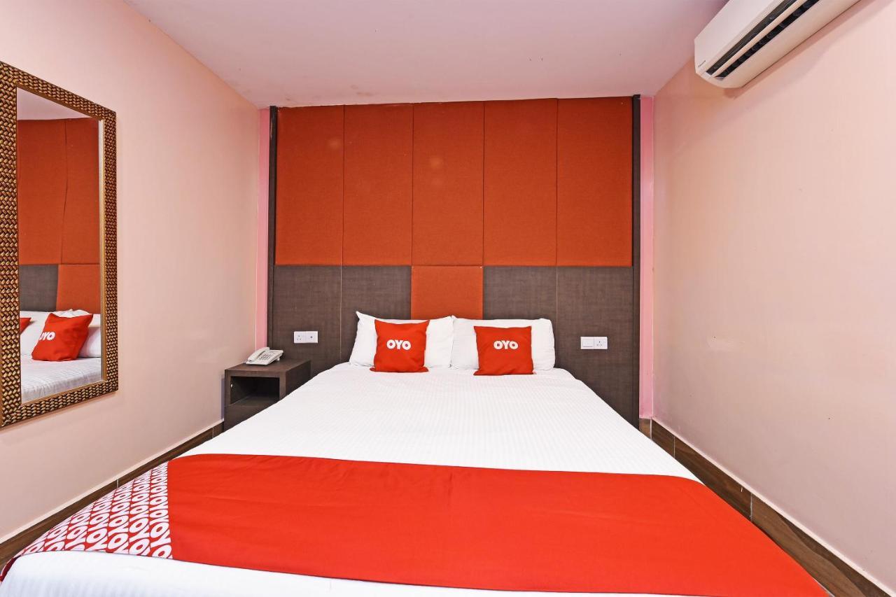 Hotel Capital O 90574 Glo